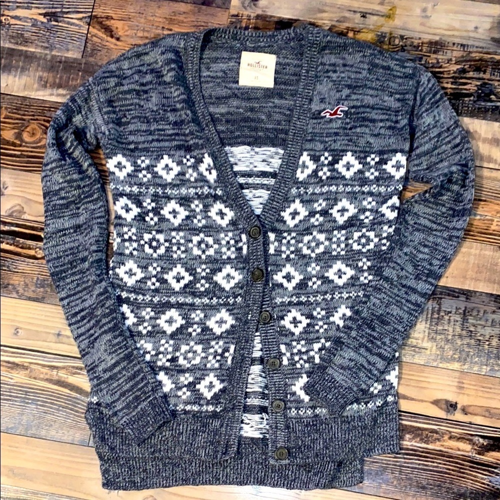 Hollister Grey and white sweater cardigan size XS